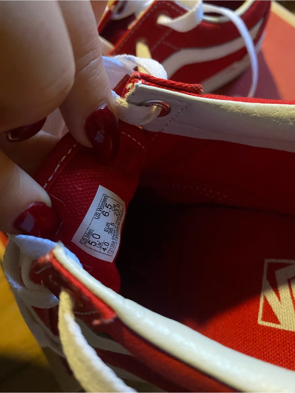 Red Canvas old skool vans women’s 6.5 men’s 5 - Picture 4 of 6